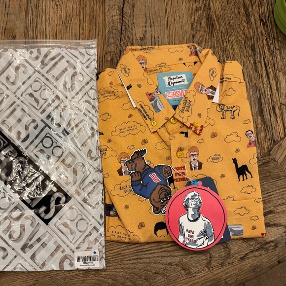 RSVLTS Napoleon Dynamite "Ligers, Llamas, & Tots" Button-Up Shirt Size XL - Picture 1 of 7